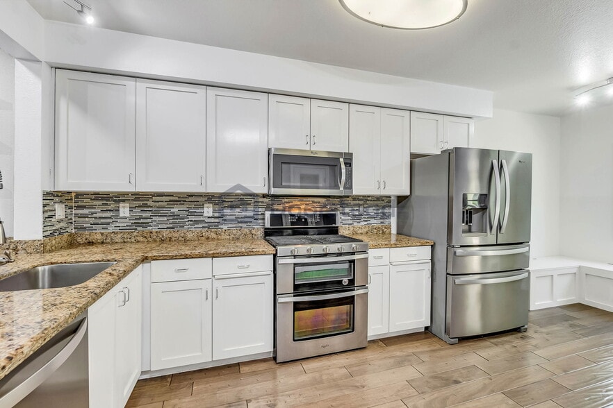 Building Photo - 1561 Brunswig Ln