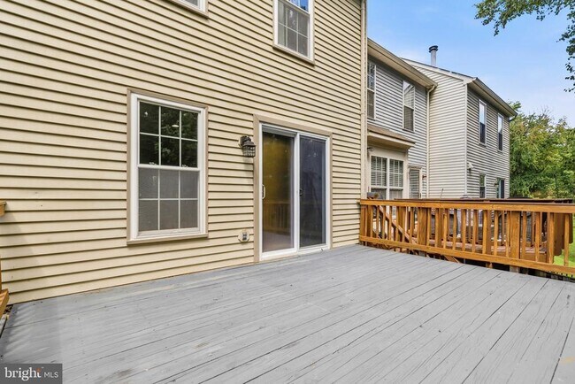 Building Photo - 4217 Kenton Cir