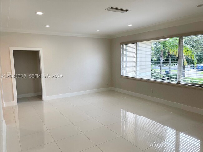 Building Photo - 4555 Jefferson Ave