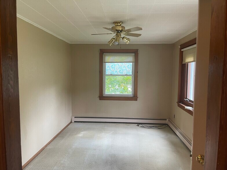 Building Photo - 40 Park Hill Rd