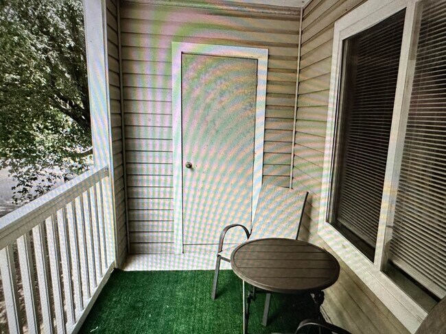 Building Photo - 4000 SW 23rd St