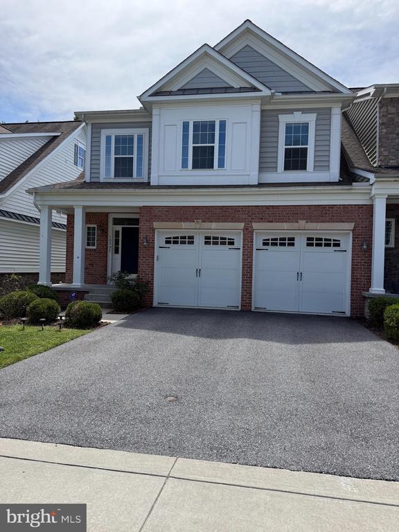Building Photo - 10905 Fairmont Ln