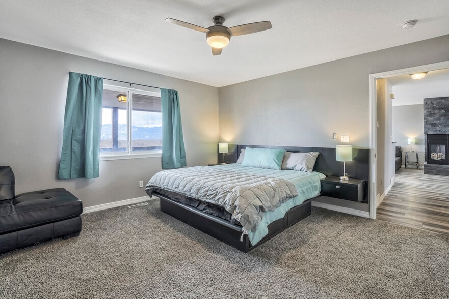 Master Bedroom - 1179 Westmoreland Rd