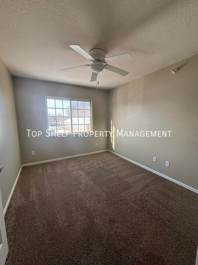 Building Photo - 101 NW 8th St