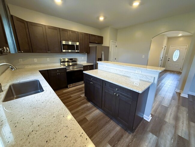 Building Photo - 308 E Franck St