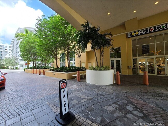 Building Photo - 7355 SW 89th St