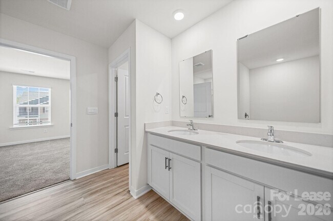 Building Photo - 12028 Zazu Wy