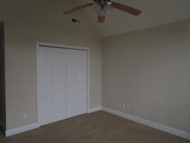 Building Photo - 6620 J J Roberts Dr