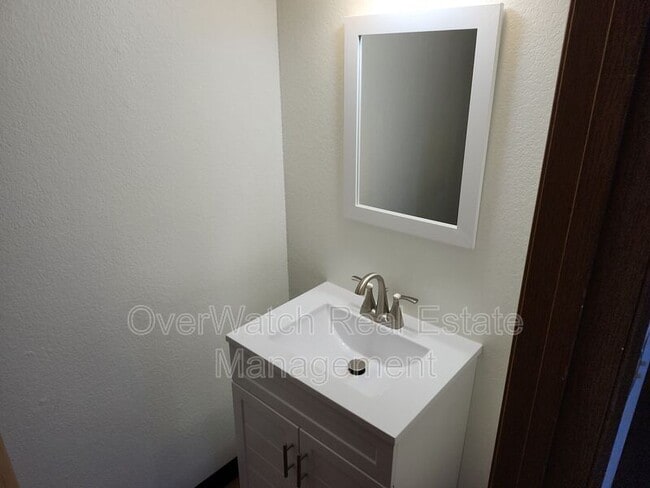 Building Photo - 167 Michael Ct