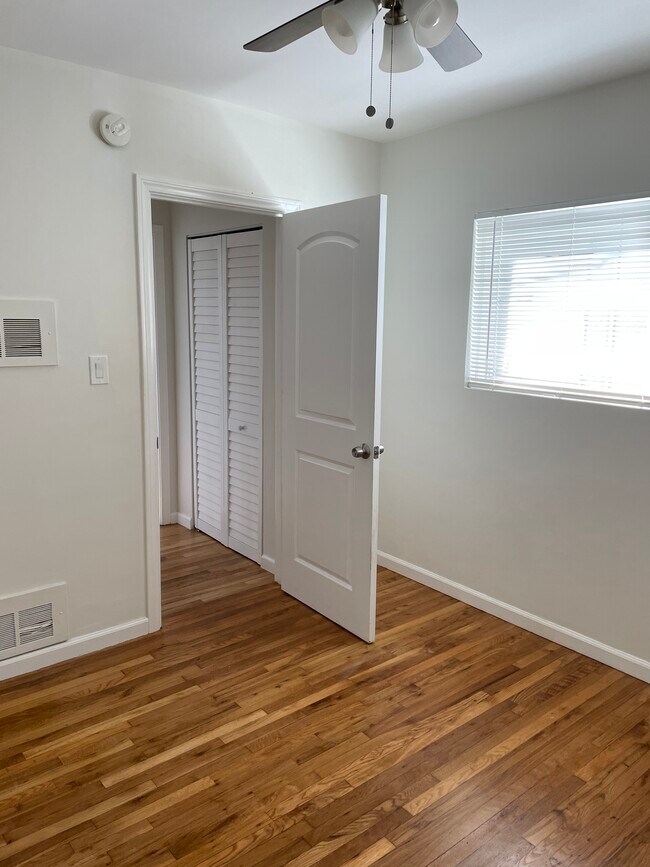 Building Photo - 2133 22nd St