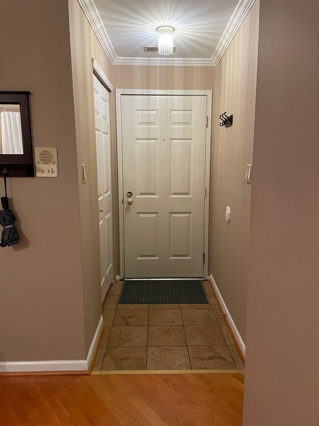 Building Photo - 2751 Pennsylvania Ave