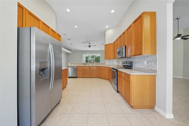 Building Photo - 11724 Holly Creek Dr