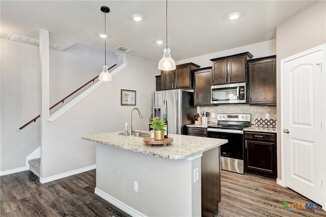 Building Photo - 4305 Abergavenny Dr