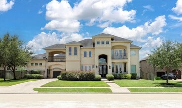 Building Photo - 25207 Springwood Lake Dr