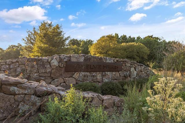 Building Photo - 732 N Windomere Ave