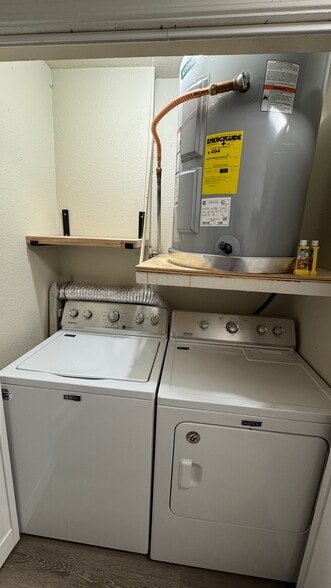 Washer/Dryer - 356 W Harwood Rd