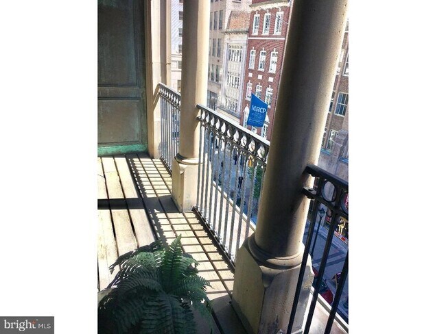 Building Photo - 1615 Walnut St