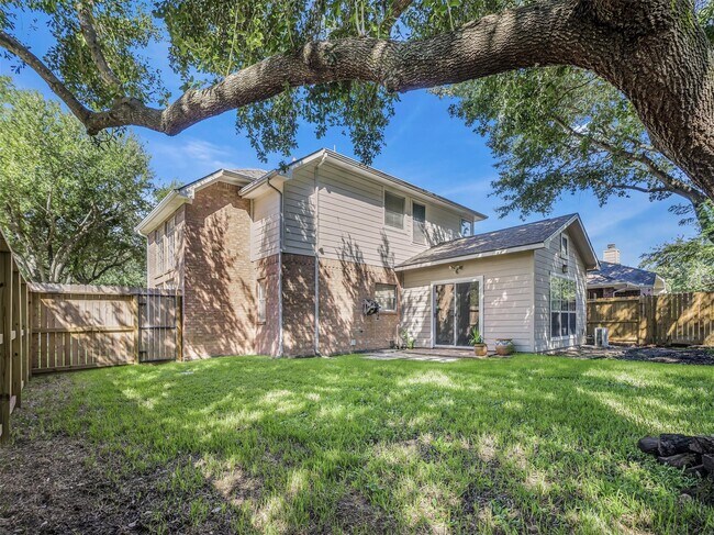 Building Photo - 1827 Senca Springs Ct