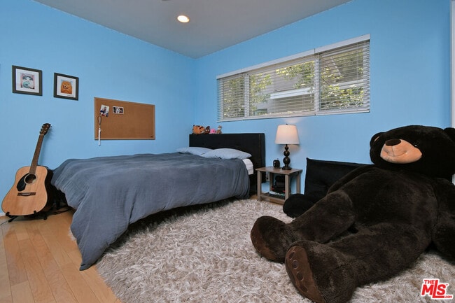 Building Photo - 3421 Castlewoods Pl