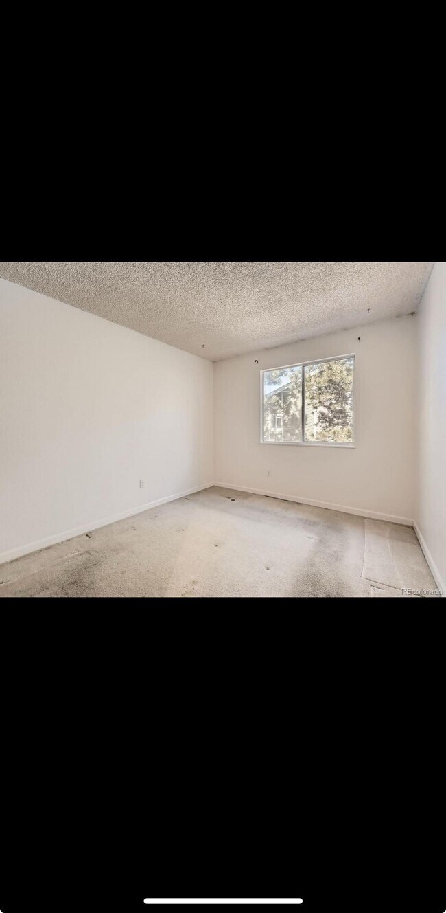 Building Photo - 4400 S Quebec St