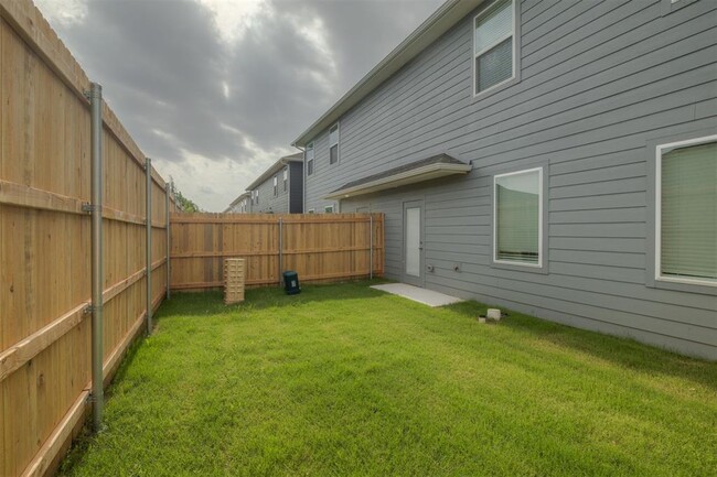 Building Photo - 8909 NW 109th St