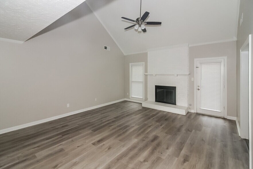 Building Photo - 8840 Bazemore Rd