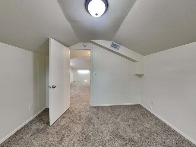 Building Photo - 16811 Tranquil Dr