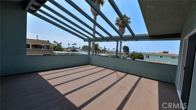 Building Photo - 218 Avenida Rosa