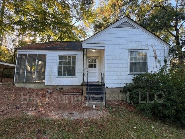 Primary Photo - 771 Beaumont Cir