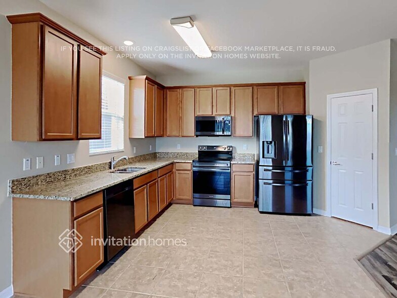 Building Photo - 11237 82nd St E