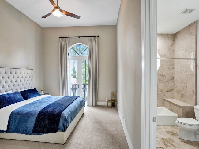 Building Photo - 12328 NW 69th Ct