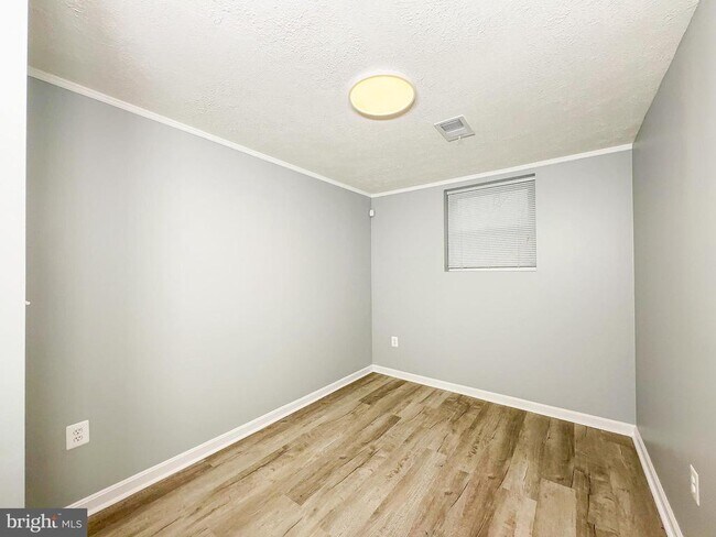 Building Photo - 9206 Lorelei Ct