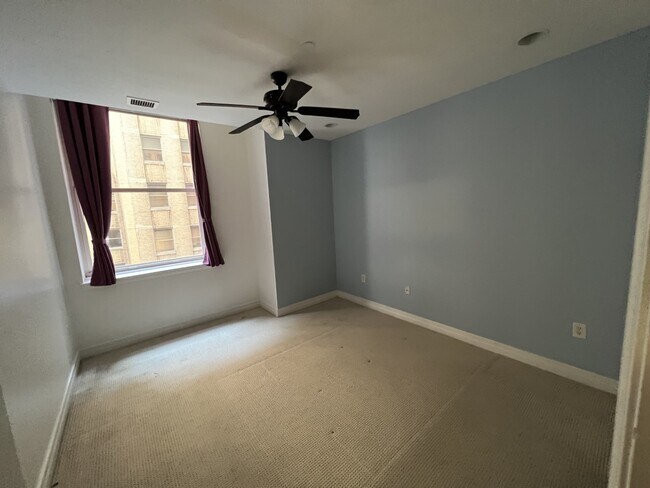 Building Photo - 1600 Arch St