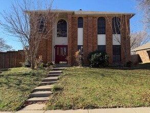 Building Photo - 2240 Arbor Creek Dr