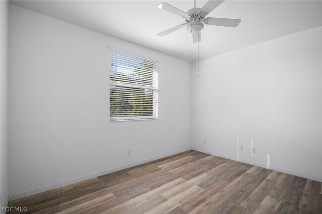 Building Photo - 4241 Bellasol Cir