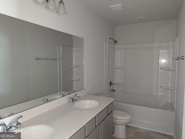 Building Photo - 115 Stillhouse Dr