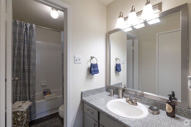 Building Photo - 2 bed ONLY - $1,235!