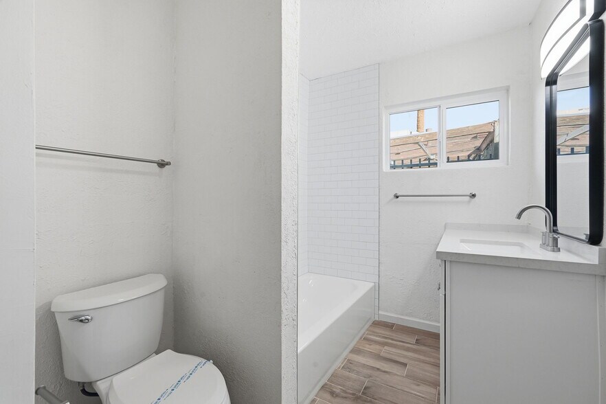 Building Photo - 1801 N 18th St