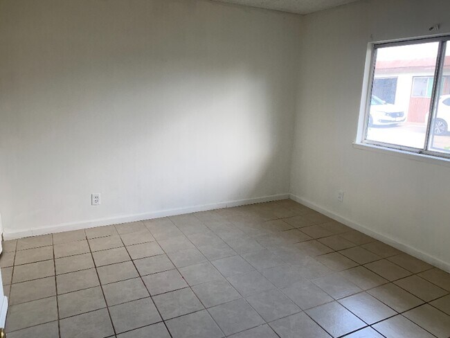 Building Photo - 3411 Orange Ave