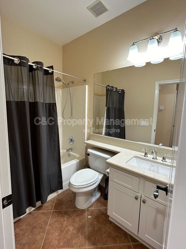 Building Photo - 30934 Crystalaire Dr