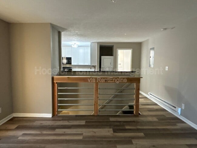 Building Photo - 1340 Barth Ave