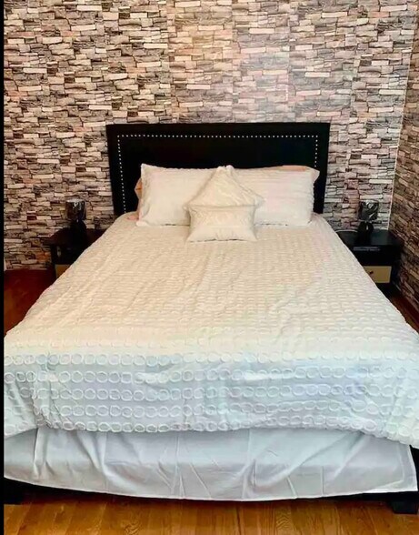 Building Photo - 4423 Eberly Ave