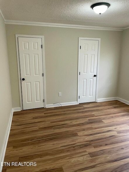 Building Photo - 440 W Outer Dr