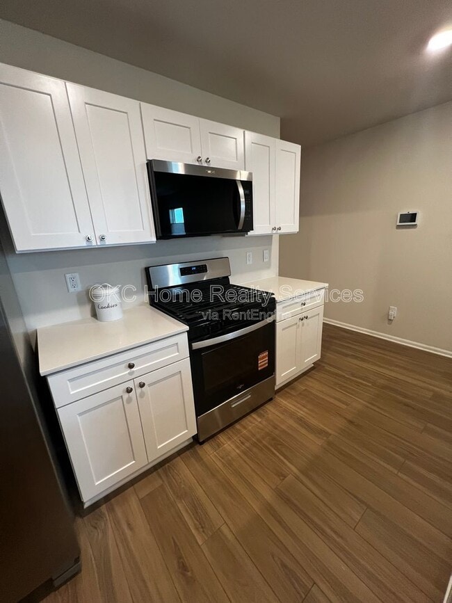 Building Photo - 14224 Trickling Wy