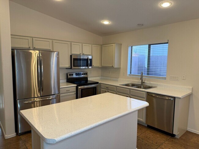 Building Photo - 3922 N Creosote Ct