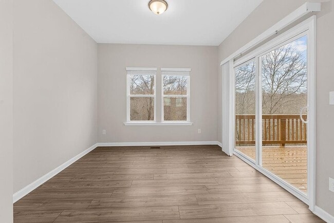 Building Photo - 2247 Pink Hawthorn Dr
