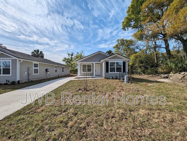 Primary Photo - 2037 Meharry Ave