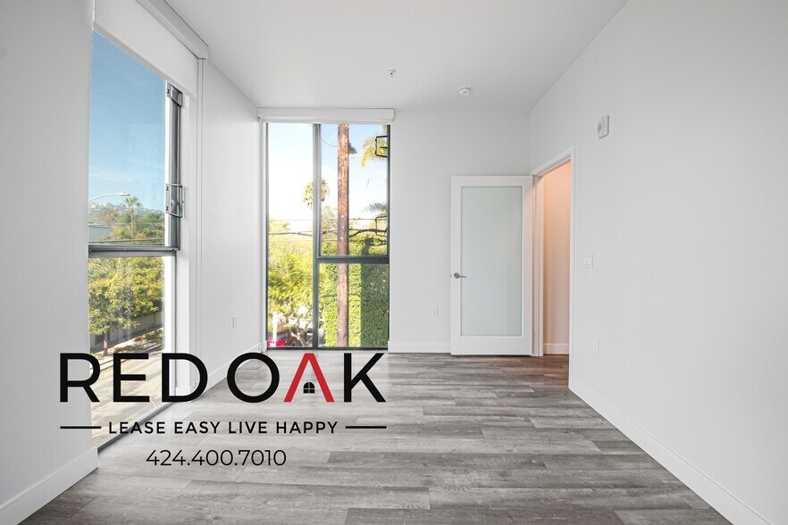 Building Photo - 700 N Spaulding Ave