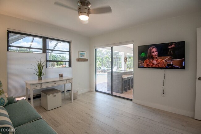 Building Photo - 915 Don Juan Ct