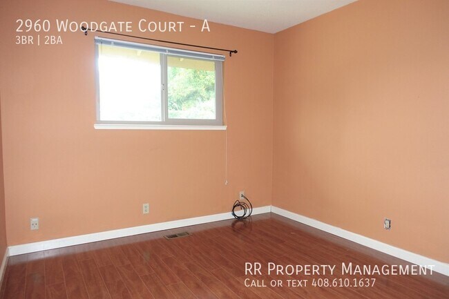 Building Photo - 2960 Woodgate Ct